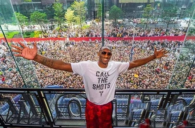 诺维茨基坦, 文化符号, 新秀赛季便