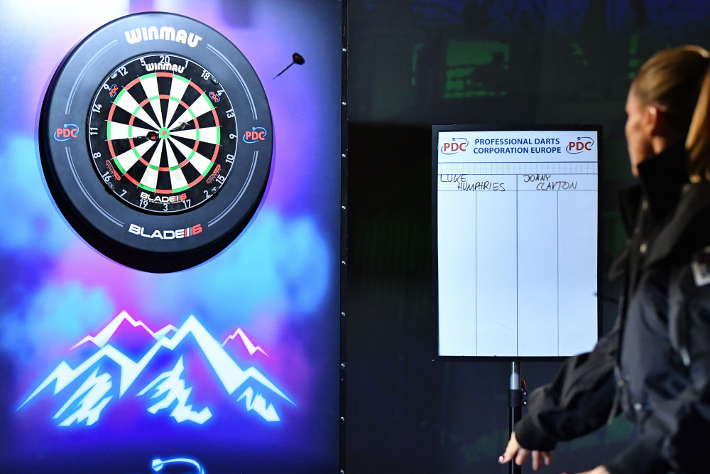 办多种特别, 日电