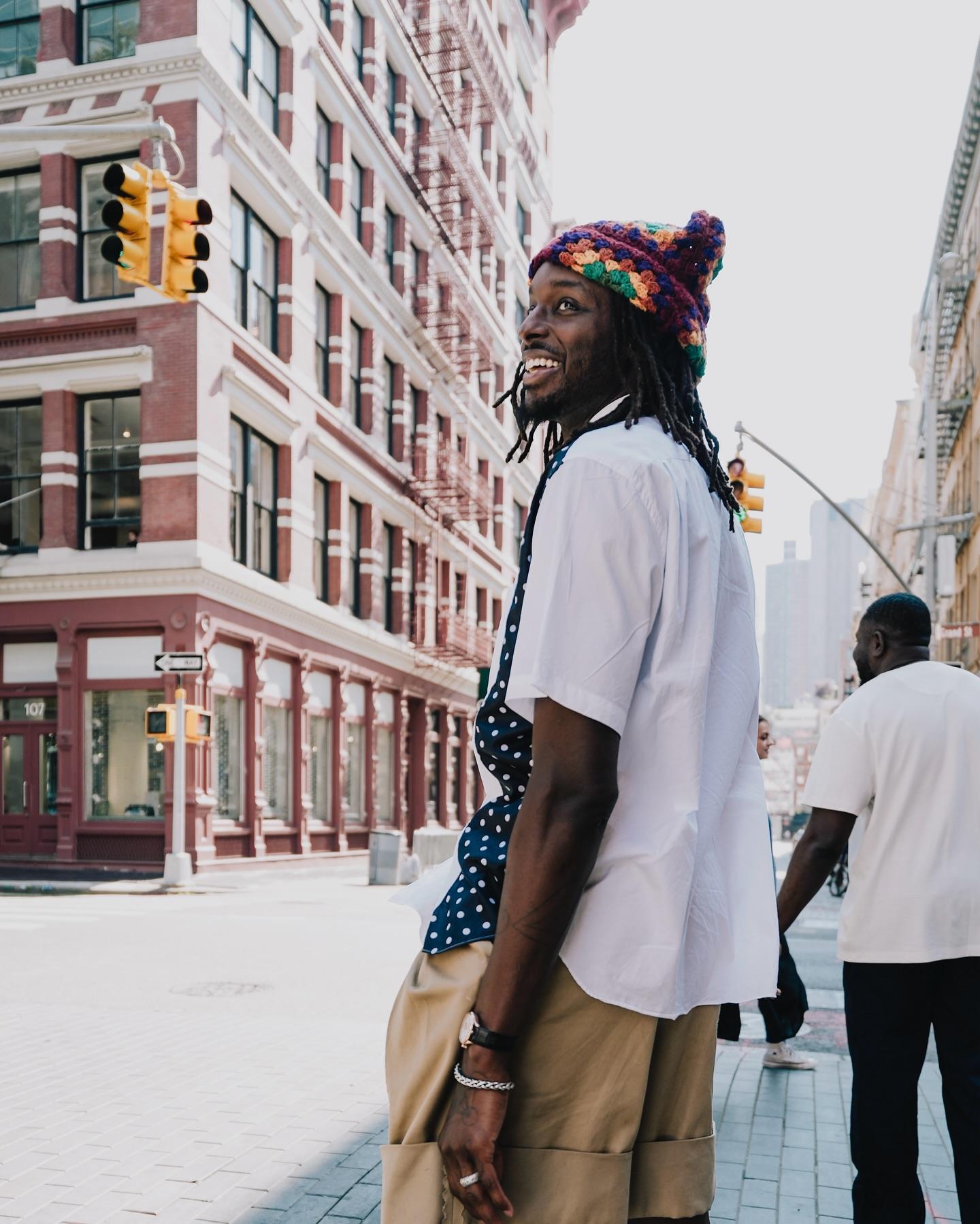 开拓者担任, entit, yid