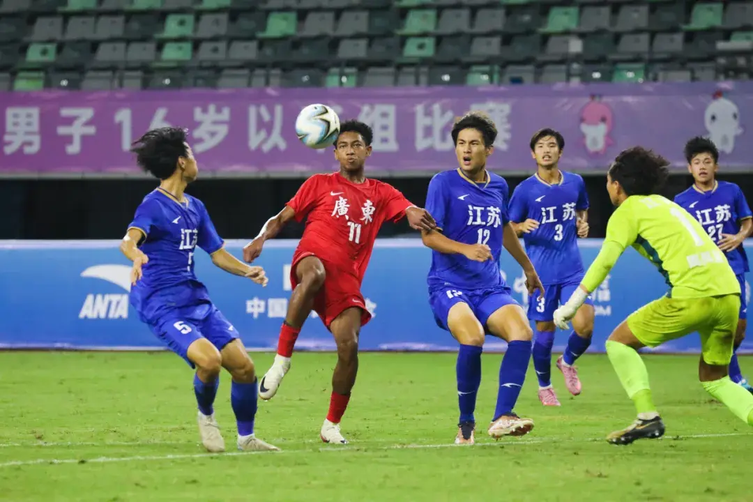 队防线出现, 江苏队就此, 号陈柯龙在